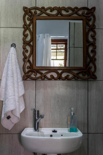 Room 2 DeCaledonHuis
